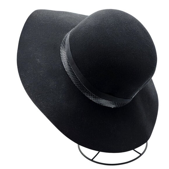 Nine West Black 100% Wool Felt Floppy Hat With Faux Snake Embossed Leather Band